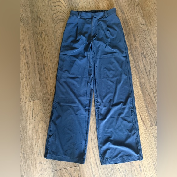 Vuori Villa Trouser Ink Blue - Picture 4 of 8